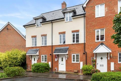 4 bedroom terraced house for sale, Sargent Way, Broadbridge Heath RH12