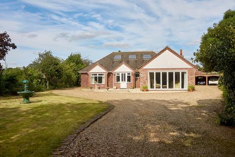 3 bedroom detached bungalow for sale, Loddon Road, Bungay NR35