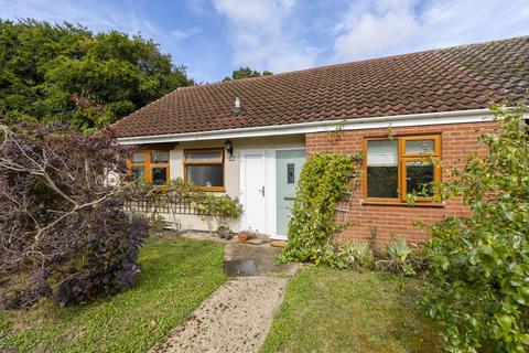 2 bedroom semi-detached bungalow for sale, Fairfields, Saxmundham IP17