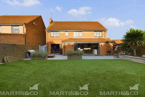 23 Kiplin Drive, Norton, Doncaster, DN6 9GD