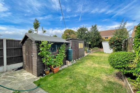 2 bedroom terraced house for sale, North Avenue, Southend On Sea SS2