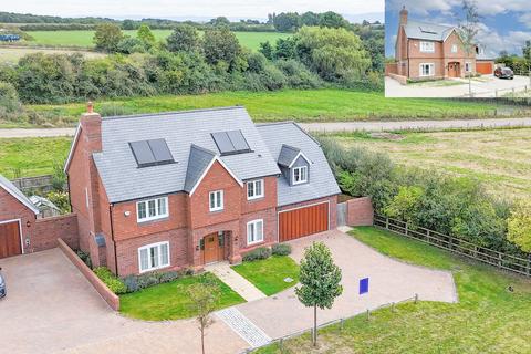 5 bedroom detached house for sale, Tetsworth, Oxfordshire