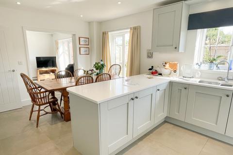 5 bedroom detached house for sale, Tetsworth, Oxfordshire