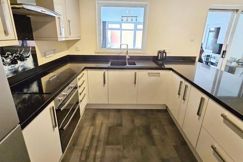 undefined, Knights Crescent, Exeter