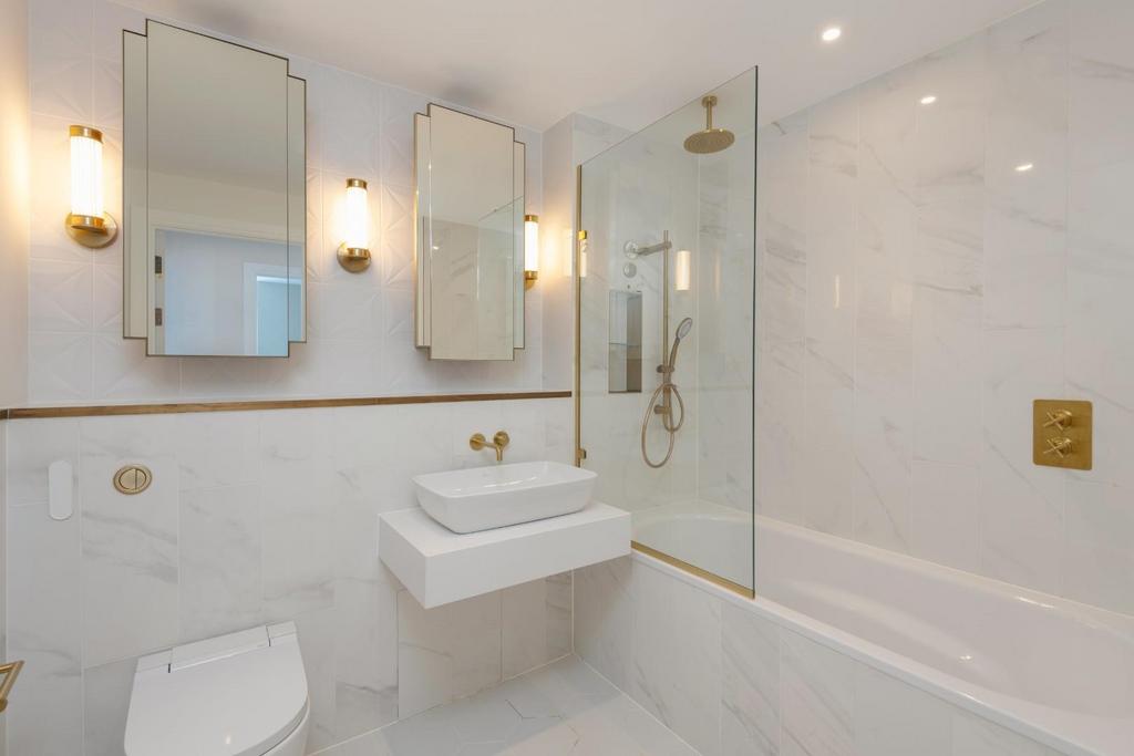 40 Savoy House Hi-32.jpg
