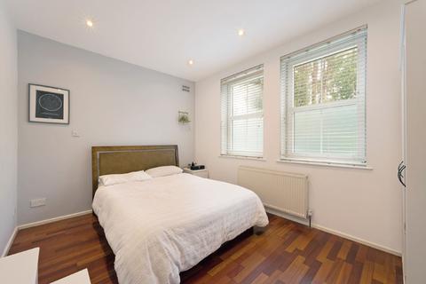 1 bedroom flat for sale, Cranes Park, Surbiton KT5