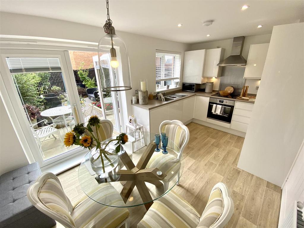 Open Plan Kitchen and Dining Room