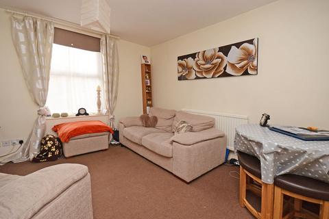 3 bedroom end of terrace house for sale, Falkland Street, York YO1