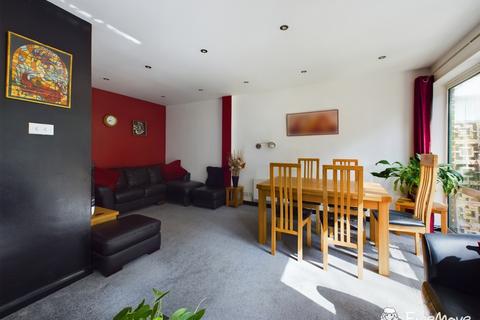 undefined, 158 Bassett Avenue, Southampton SO16