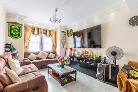 4 bedroom terraced house for sale, Corbett Road, Walthamstow, London, E17