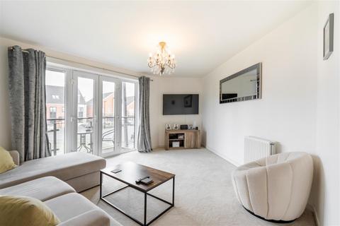 2 bedroom flat for sale, Elmwood Park Court, Newcastle Upon Tyne