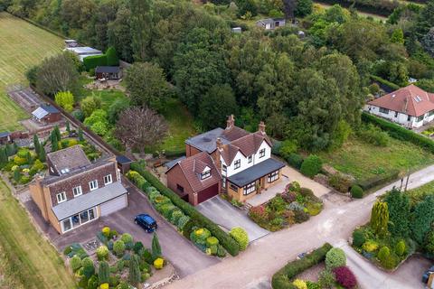 5 bedroom detached house for sale, Private Road, Woodborough, Nottingham