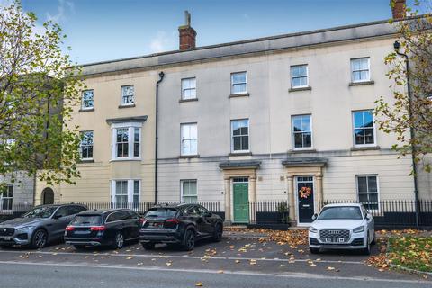 4 bedroom terraced house for sale, Peverell Avenue West, Dorchester DT1