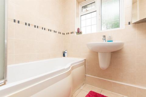 23 Downs Road, Istead Rise, Gravesend, DA13 9HA