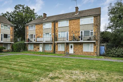 2 bedroom ground floor maisonette for sale, Colnbrook