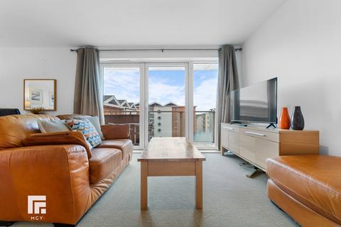undefined, Nice House, Hansen Court, Century Wharf