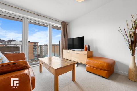 undefined, Nice House, Hansen Court, Century Wharf