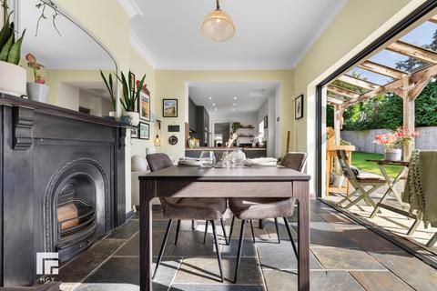 5 Heol Y Pentre, Pentyrch, Cardiff, CF15 9QD
