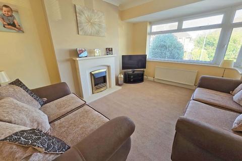 3 bedroom semi-detached bungalow for sale, High Close, Brighton BN41