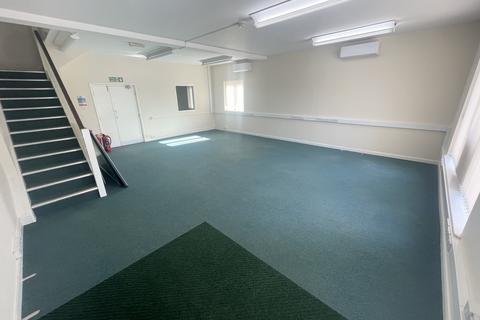 Office to rent, Cherry Holt Road, Bourne