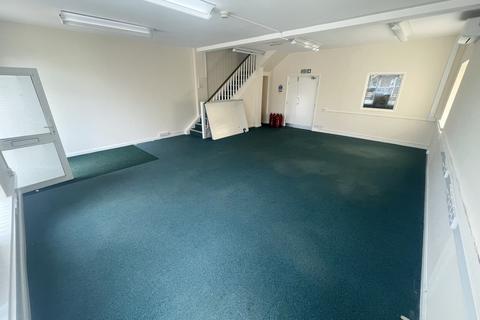 Office to rent, Cherry Holt Road, Bourne