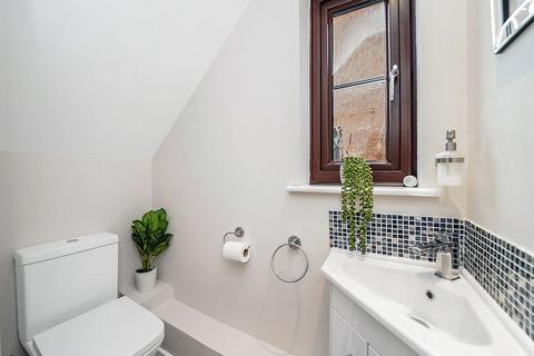 42 Wickets Way, Ilford, IG6 3DF