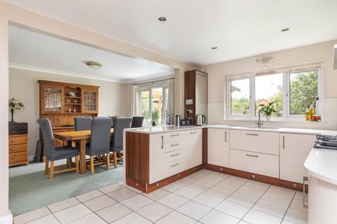 5 bedroom detached house for sale, Kings Road, Winchester, SO22