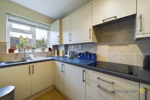 2 bedroom ground floor flat for sale, Off Station Road, Barton Under Needwood