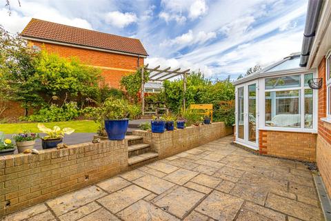43 Standen Way, Swindon, SN25 4YF