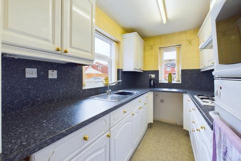 2 bedroom bungalow for sale, Austwick Close, Balby, Doncaster, DN4