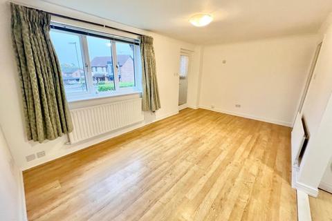 1 bedroom ground floor maisonette for sale, Banbury Close, Camberley GU16