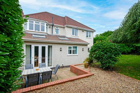 15 Clarence Gardens, Sutton Coldfield, B74 4AP