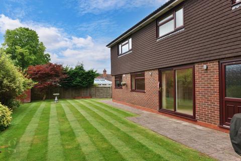 4 bedroom detached house for sale, Pound Close, Ledbury, Herefordshire, HR8