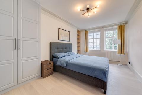 3 bedroom flat for sale, Hillside Court, Finchley Road, Hampstead, London