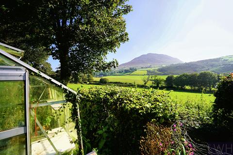 4 bedroom detached house for sale, Nant Fawr, Dinas - House & Outbuildings