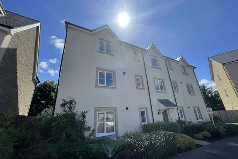 2 bedroom apartment to rent, Trelowen Drive, Penryn TR10