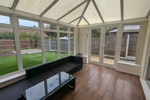 14 Cleeves Close, Warrington, WA1 2JH