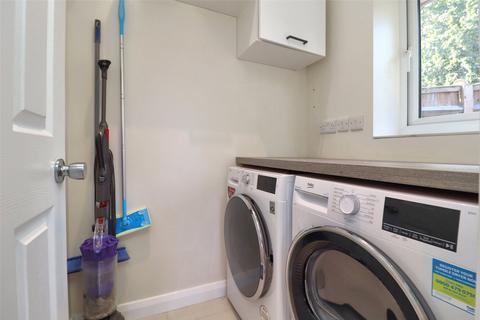 52 Armadale Road, Woking, GU21 3LD