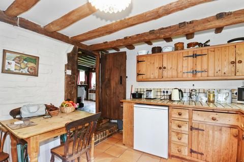 3 bedroom farm house for sale, Rural Northiam, East Sussex TN31