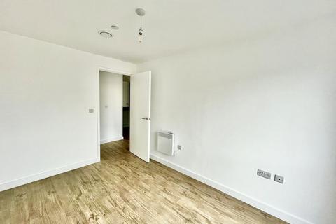 Studio to rent, Phoenix, Saxton Lane, Leeds