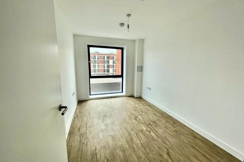 Studio to rent, Phoenix, Saxton Lane, Leeds