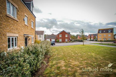 4 bedroom detached house for sale, Evening Star, Swindon SN4