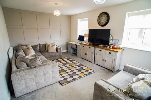 4 Evening Star, Royal Wootton Bassett, Swindon, SN4 8FR