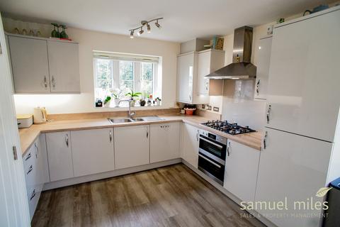 4 Evening Star, Royal Wootton Bassett, Swindon, SN4 8FR