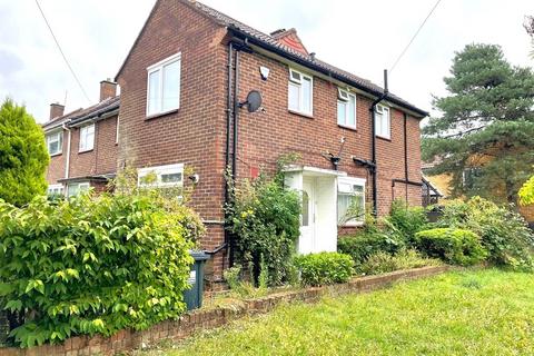 2 bedroom end of terrace house to rent, Kempton Avenue, Northolt