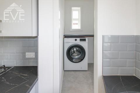 2 bedroom flat to rent, Thornley Avenue, Glasgow G13