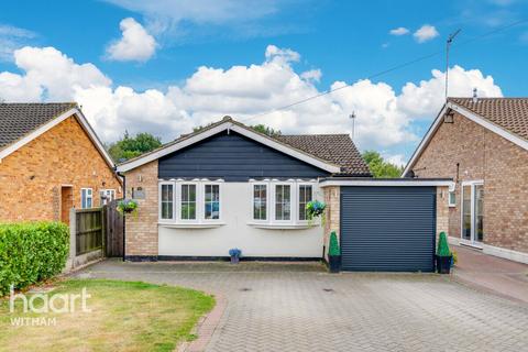 3 bedroom detached bungalow for sale, Vine Road, Tiptree