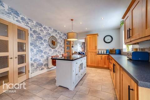 3 bedroom detached bungalow for sale, Vine Road, Tiptree