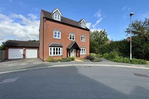 5 bedroom detached house for sale, Leaders Way, Lutterworth