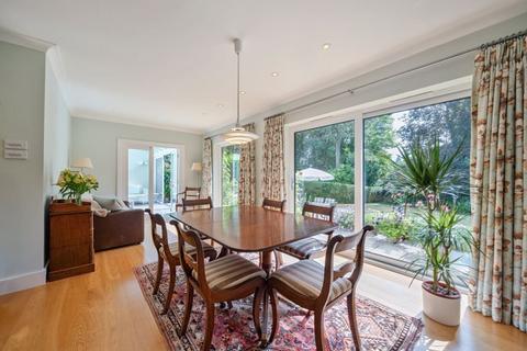 4 bedroom semi-detached house for sale, Upper Woodcote Village, West Purley